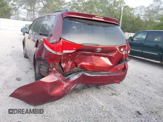2013 Toyota Sienna LE AAS with VIN 5TDKK3DC1DS368585, listed as a IAAI auction lot 42070311 with 181,408 mi miles. Bid and sale history available at carsss.com. Image 16.