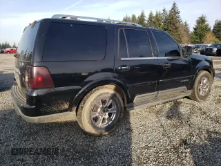 2003 Lincoln Navigator Luxury with VIN 5LMFU28R03LJ49212, listed as a Copart auction lot 89004565 with 191,791 mi miles and Salvage Title. Bid and sale history available at carsss.com. Image 3.