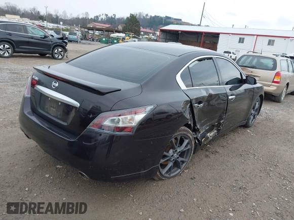 2014 Nissan Maxima SV z VIN 1N4AA5AP2EC456040, wystawiony jako IAAI lot #41617295 z przebiegiem 220 033 mil mil oraz . Historia ofert i sprzedaży dostępna na DreamBid. Obrazek 4.
