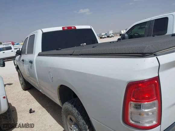 2022 Ram 2500 Tradesman with VIN 3C6UR5HJ1NG337904, listed as a IAAI auction lot 41930359 with 117,526 mi miles. Bid and sale history available at carsss.com. Image 14.