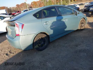 2015 Toyota Prius Four with VIN JTDKN3DU2F1891825, listed as a IAAI auction lot 40701779 with 195,490 mi miles and . Bid and sale history available at DreamBid. Image 4.