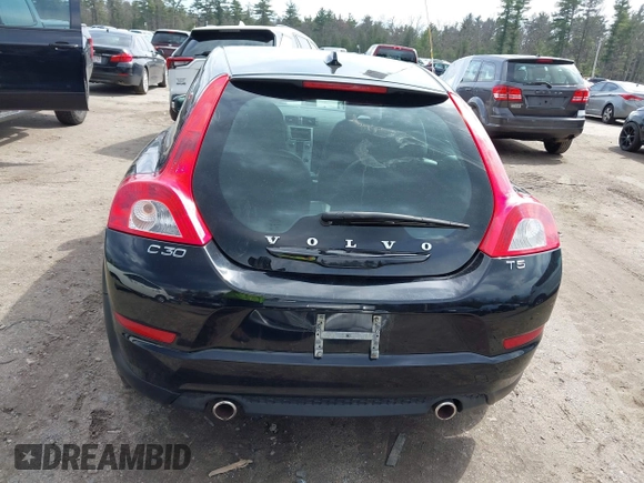 2013 Volvo C30 T5 with VIN YV1672MK4D2308774, listed as a IAAI auction lot 42005076 with 91,921 mi miles and . Bid and sale history available at DreamBid. Image 17.