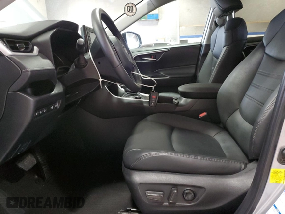 2022 Toyota RAV4 Hybrid XLE Premium с VIN 4T3B6RFV6NU067963, выставлен на аукционе Copart как лот 57606405 с пробегом 30 439 миль миль и Списание • Salvage title. История ставок и продаж доступна на DreamBid. Изображение 7.