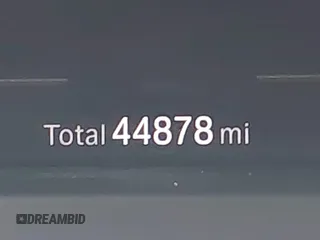 2021 BMW X3 M с VIN 5YMTS0C05M9F22797, выставлен на аукционе IAAI как лот 42665624 с пробегом 44 878 миль миль и . История ставок и продаж доступна на DreamBid. Изображение 16.