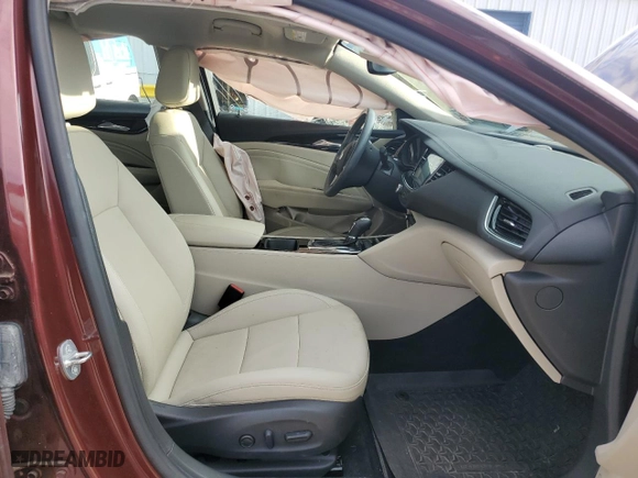 2019 Buick Regal Sportback Essence with VIN W04GP6SX1K1076292, listed as a Copart auction lot 86063524 with 16,396 mi miles and Salvage Title. Bid and sale history available at carsss.com. Image 7.