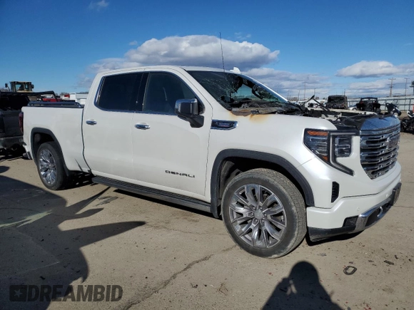 2022 GMC Sierra 1500 with VIN 3GTUUGETXNG616342, listed as a Copart auction lot 44078105 with Not Provided miles and Salvage Title. Bid and sale history available at DreamBid. Image 4.