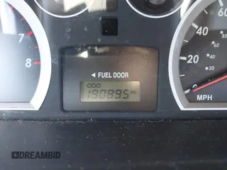 2005 Hyundai Santa Fe GLS with VIN KM8SC73E95U956010, listed as a IAAI auction lot 42134272 with 190,895 mi miles. Bid and sale history available at carsss.com. Image 12.