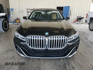2022 BMW 7 Series 740i xDrive z VIN WBA7T4C05NCH91186, wystawiony jako Copart lot #89174565 z przebiegiem 33 032 mil mil oraz Szkoda całkowita • Salvage title. Historia ofert i sprzedaży dostępna na DreamBid. Obrazek 5.