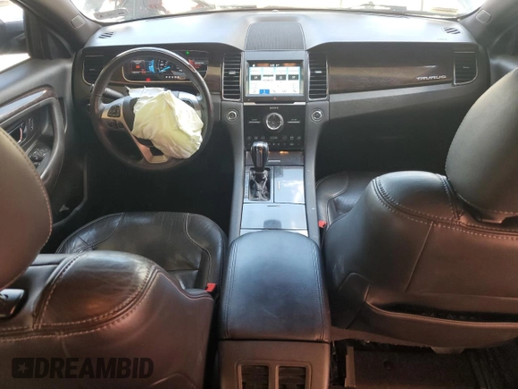 2018 Ford Taurus Limited z VIN 1FAHP2F87JG102207, wystawiony jako Copart lot #55647675 z przebiegiem 122 527 mil mil oraz Szkoda całkowita • Salvage title. Historia ofert i sprzedaży dostępna na DreamBid. Obrazek 8.