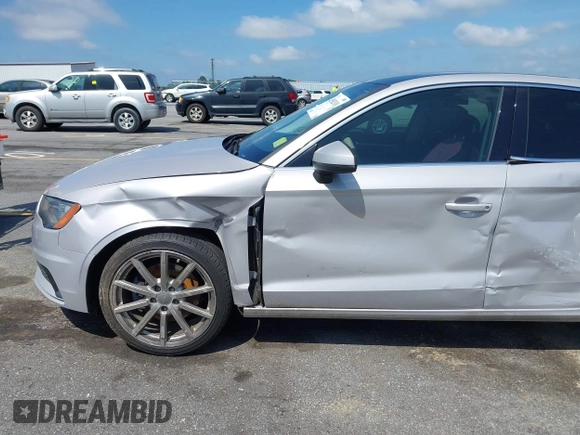 2015 Audi A3 Premium Plus z VIN WAUCCGFF6F1061507, wystawiony jako IAAI lot #42502310 z przebiegiem 131 670 mil mil oraz . Historia ofert i sprzedaży dostępna na DreamBid. Obrazek 18.