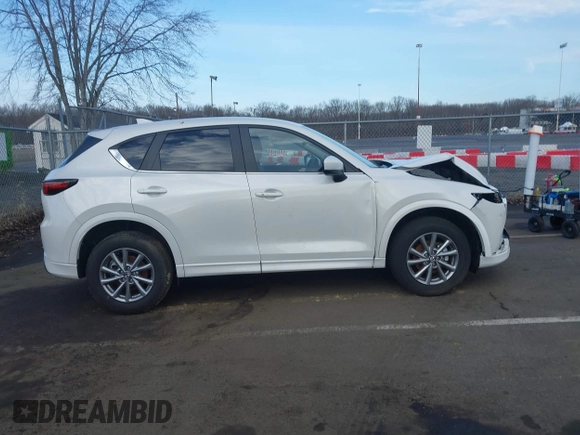 2025 Mazda CX-5 2.5 S Select Package with VIN JM3KFBBL6S0553546, listed as a IAAI auction lot 41485769 with 7,593 mi miles. Bid and sale history available at carsss.com. Image 13.