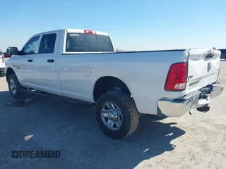 2015 Ram 2500 Tradesman с VIN 3C6UR5HL8FG670037, выставлен на аукционе IAAI как лот 41410963 с пробегом 309 304 миль миль и . История ставок и продаж доступна на DreamBid. Изображение 3.