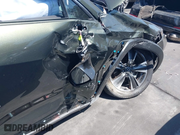 2024 Lexus UX 250h с VIN JTHX6JBH7R2166165, выставлен на аукционе IAAI как лот 42323215 с пробегом 47 518 миль миль и . История ставок и продаж доступна на DreamBid. Изображение 6.