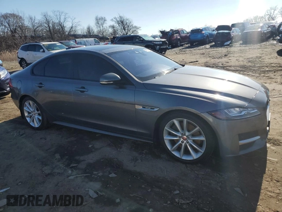 2016 Jaguar XF 35t R-Sport with VIN SAJBF4BV3GCY02818, listed as a Copart auction lot 41809794 with 64,580 mi miles. Bid and sale history available at carsss.com. Image 4.