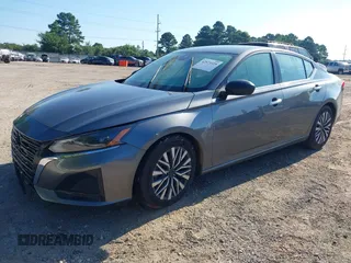 2024 Nissan Altima SV with VIN 1N4BL4DV4RN317704, listed as a IAAI auction lot 42573325 with Not provided miles and . Bid and sale history available at DreamBid. Image 2.