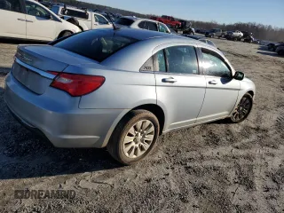2014 Chrysler 200 LX with VIN 1C3CCBAG8EN172139, listed as a Copart auction lot 87278814 with 140,186 mi miles and Salvage Title. Bid and sale history available at carsss.com. Image 3.