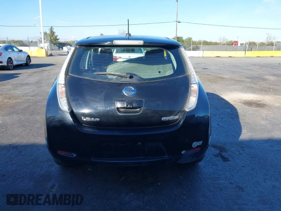 2015 Nissan LEAF S z VIN 1N4AZ0CP7FC321257, wystawiony jako IAAI lot #40806310 z przebiegiem 61 443 mil mil oraz . Historia ofert i sprzedaży dostępna na DreamBid. Obrazek 17.