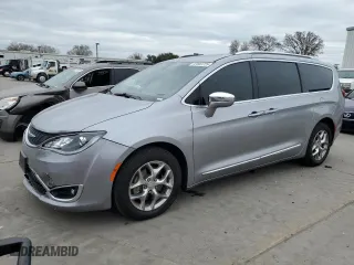 2018 Chrysler Pacifica Limited with VIN 2C4RC1GG5JR320400, listed as a Copart auction lot 47653725 with NaN miles and Salvage Title. Bid and sale history available at carsss.com. Image 1.