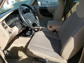 2000 Ford Ranger XL with VIN 1FTZR15V2YTA50335, listed as a Copart auction lot 46503105 with 184,633 mi miles and Salvage Title. Bid and sale history available at carsss.com. Image 7.
