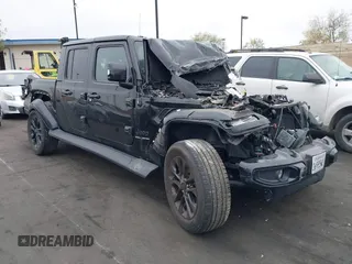 2023 Jeep Gladiator Overland с VIN 1C6HJTFG1PL562849, выставлен на аукционе IAAI как лот 42076164 с пробегом 24 942 миль миль и . История ставок и продаж доступна на DreamBid. Изображение 1.