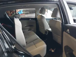 2020 Kia Sportage LX z VIN KNDPMCAC4L7805735, wystawiony jako IAAI lot #42014467 z przebiegiem 30 555 mil mil oraz . Historia ofert i sprzedaży dostępna na DreamBid. Obrazek 8.