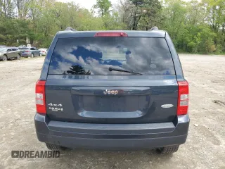 2015 Jeep Patriot Latitude with VIN 1C4NJRFB4FD339944, listed as a Copart auction lot 55664735 with 84,017 mi miles and Clean title. Bid and sale history available at DreamBid. Image 6.