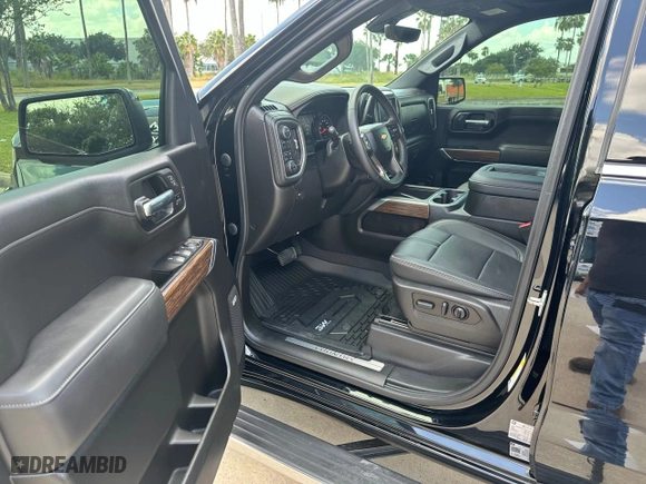 2022 Chevrolet Silverado 1500 LTD High Country with VIN 1GCUYHEL1NZ168406, listed as a Copart auction lot 88284025 with 47,507 mi miles and Clean Title. Bid and sale history available at carsss.com. Image 9.