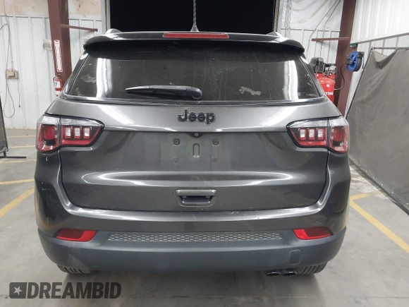 2018 Jeep Compass Latitude with VIN 3C4NJCBB2JT327376, listed as a IAAI auction lot 42382050 with 91,678 mi miles and . Bid and sale history available at DreamBid. Image 16.