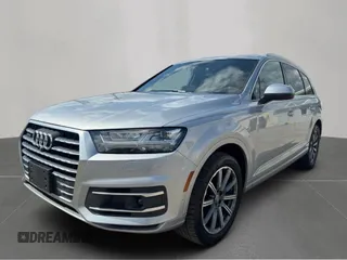 2019 Audi Q7 Premium Plus with VIN WA1LHAF75KD017740, listed as a Copart auction lot 66764355 with 120,399 mi miles and Clean title. Bid and sale history available at DreamBid. Image 2.