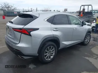 2019 Lexus NX 300 с VIN JTJYARBZ9K2158017, выставлен на аукционе IAAI как лот 42078770 с пробегом Не указан миль и . История ставок и продаж доступна на DreamBid. Изображение 4.