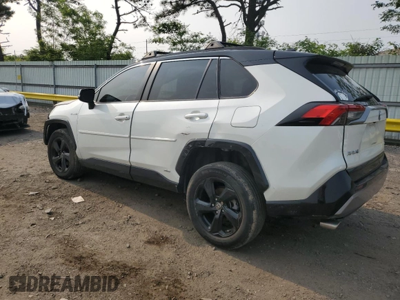 2021 Toyota RAV4 Hybrid XSE with VIN 4T3E6RFV4MU034021, listed as a Copart auction lot 59295175 with 25,500 mi miles and Salvage title. Bid and sale history available at DreamBid. Image 2.