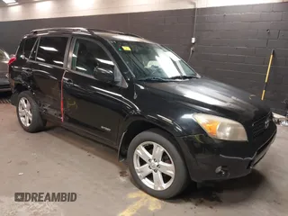 2007 Toyota RAV4 Sport with VIN JTMBK32V276014731, listed as a IAAI auction lot 42018864 with 239,660 mi miles. Bid and sale history available at carsss.com. Image 1.