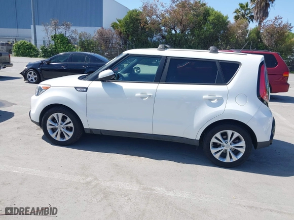 2016 Kia Soul + with VIN KNDJP3A59G7292180, listed as a IAAI auction lot 42004754 with 98,066 mi miles. Bid and sale history available at carsss.com. Image 14.