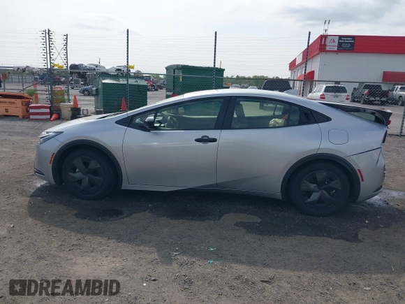 2023 Toyota Prius LE with VIN JTDACAAU5P3009630, listed as a IAAI auction lot 41913758 with 38,829 mi miles. Bid and sale history available at carsss.com. Image 14.