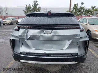 2024 Cadillac LYRIQ Luxury with VIN 1GYKPRRK6RZ104038, listed as a IAAI auction lot 41521504 with 1 mi miles. Bid and sale history available at carsss.com. Image 20.