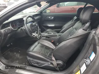 2021 Ford Mustang EcoBoost z VIN 1FATP8UD0M5150323, wystawiony jako Copart lot #49412075 z przebiegiem 62 505 mil mil oraz Szkoda całkowita • Salvage title. Historia ofert i sprzedaży dostępna na DreamBid. Obrazek 7.