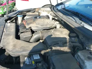 2015 Hyundai Sonata SE с VIN 5NPE24AF0FH002126, выставлен на аукционе IAAI как лот 43404053 с пробегом 300 771 миль миль и . История ставок и продаж доступна на DreamBid. Изображение 12.