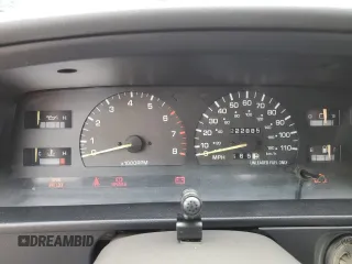 1994 Toyota Pickup SR5 z VIN JT4VN13G1R5144243, wystawiony jako Copart lot #50839095 z przebiegiem 222 885 mil mil oraz Szkoda całkowita • Salvage title. Historia ofert i sprzedaży dostępna na DreamBid. Obrazek 9.