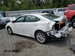 2013 Lexus ES 300h with VIN JTHBW1GG9D2014231, listed as a Copart auction lot 54679625 with 125,784 mi miles and Non repairable. Bid and sale history available at DreamBid. Image 2.