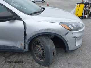 2020 Ford Escape S с VIN 1FMCU0F67LUB91776, выставлен на аукционе IAAI как лот 42386274 с пробегом 64 497 миль миль и . История ставок и продаж доступна на DreamBid. Изображение 19.