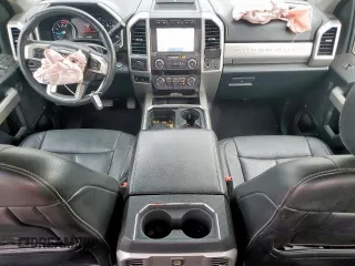 2020 Ford F-250 XL с VIN 1FT7W2BT2LEC60973, выставлен на аукционе Copart как лот 61438425 с пробегом 121 312 миль миль и Списание • Salvage title. История ставок и продаж доступна на DreamBid. Изображение 8.