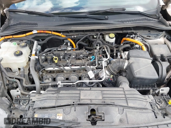 2020 Ford Escape SE Sport Hybrid with VIN 1FMCU0BZXLUC08683, listed as a IAAI auction lot 41882926 with 59,831 mi miles and . Bid and sale history available at DreamBid. Image 10.