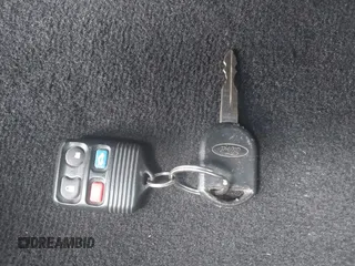 2005 Ford Five Hundred SE с VIN 1FAFP23155G180845, выставлен на аукционе IAAI как лот 42298793 с пробегом 204 197 миль миль и . История ставок и продаж доступна на DreamBid. Изображение 11.