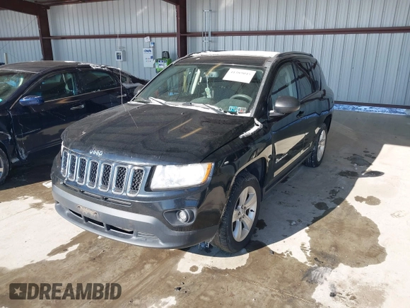 2013 Jeep Compass Sport with VIN 1C4NJDBB7DD271922, listed as a IAAI auction lot 41389045 with 26,886 mi miles. Bid and sale history available at carsss.com. Image 2.