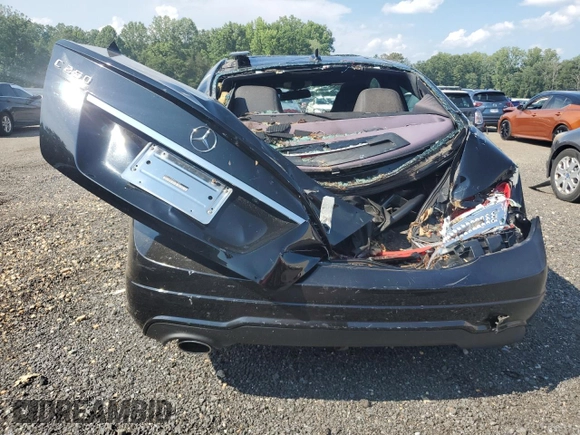2014 Mercedes-Benz C 250 z VIN WDDGJ4HBXEG217830, wystawiony jako Copart lot #62474525 z przebiegiem 43 858 mil mil oraz Szkoda całkowita • Salvage title. Historia ofert i sprzedaży dostępna na DreamBid. Obrazek 6.