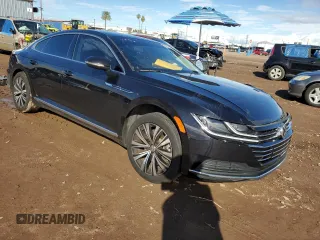 2019 Volkswagen Arteon SE z VIN WVWBR7AN4KE028231, wystawiony jako Copart lot #40588334 z przebiegiem 50 450 mil mil oraz . Historia ofert i sprzedaży dostępna na DreamBid. Obrazek 4.