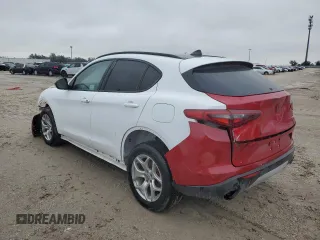 2020 Alfa Romeo Stelvio z VIN ZASPAJAN1L7C92420, wystawiony jako Copart lot #41972755 z przebiegiem Nie podano mil oraz Nie do naprawy. Historia ofert i sprzedaży dostępna na DreamBid. Obrazek 2.