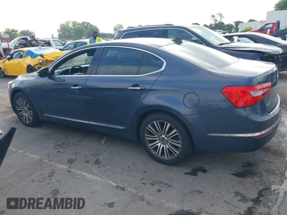 2015 Kia Cadenza Premium z VIN KNALN4D75F5174460, wystawiony jako IAAI lot #42521576 z przebiegiem 172 375 mil mil oraz . Historia ofert i sprzedaży dostępna na DreamBid. Obrazek 14.