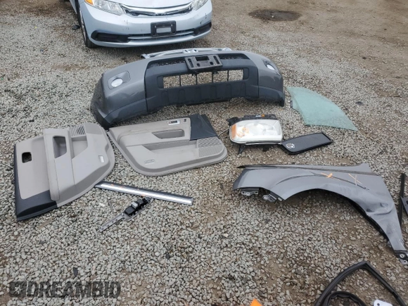 2011 Honda Pilot Touring z VIN 5FNYF4H94BB046303, wystawiony jako Copart lot #58017515 z przebiegiem 118 384 mil mil oraz Szkoda całkowita • Salvage title. Historia ofert i sprzedaży dostępna na DreamBid. Obrazek 13.