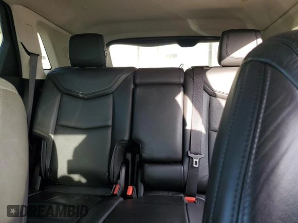 2019 Cadillac XT5 Luxury AWD z VIN 1GYKNDRS4KZ206002, wystawiony jako Copart lot #46789955 z przebiegiem 51 504 mil mil oraz Szkody całkowita. Historia ofert i sprzedaży dostępna na DreamBid. Obrazek 10.
